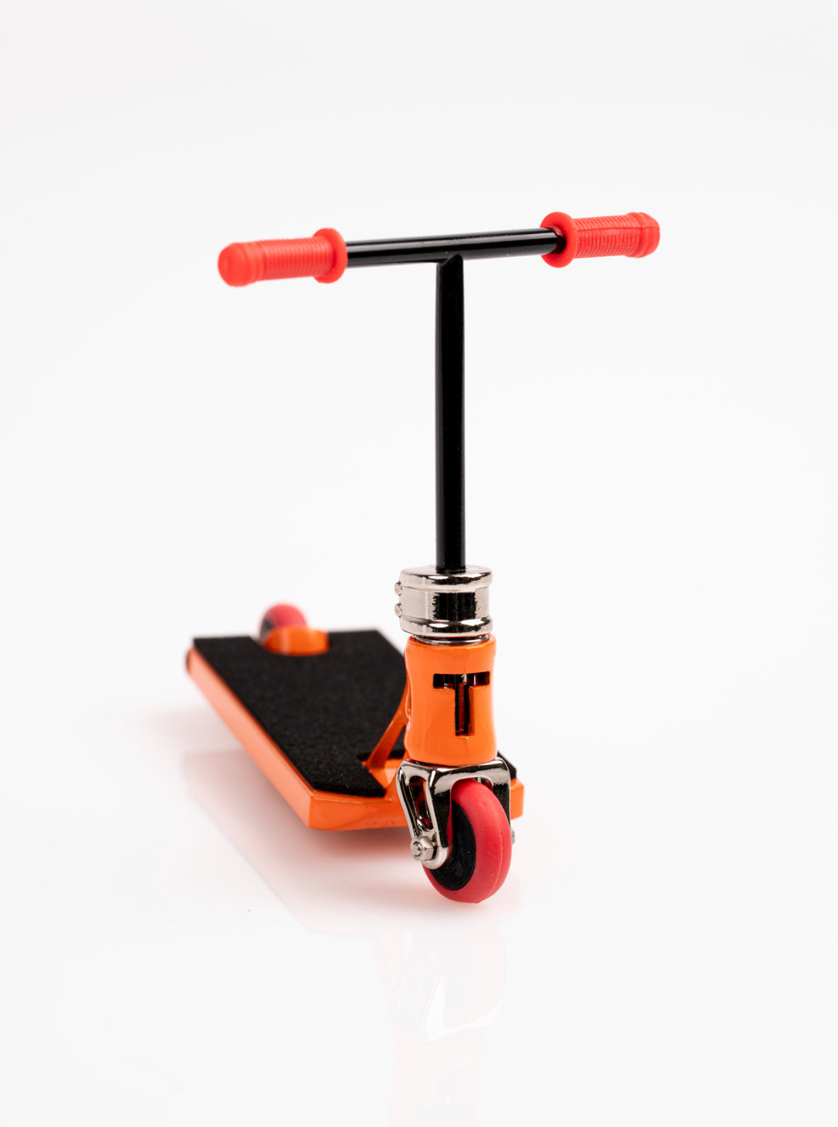 Tail Whip PRO V2 Street Finger Scooter