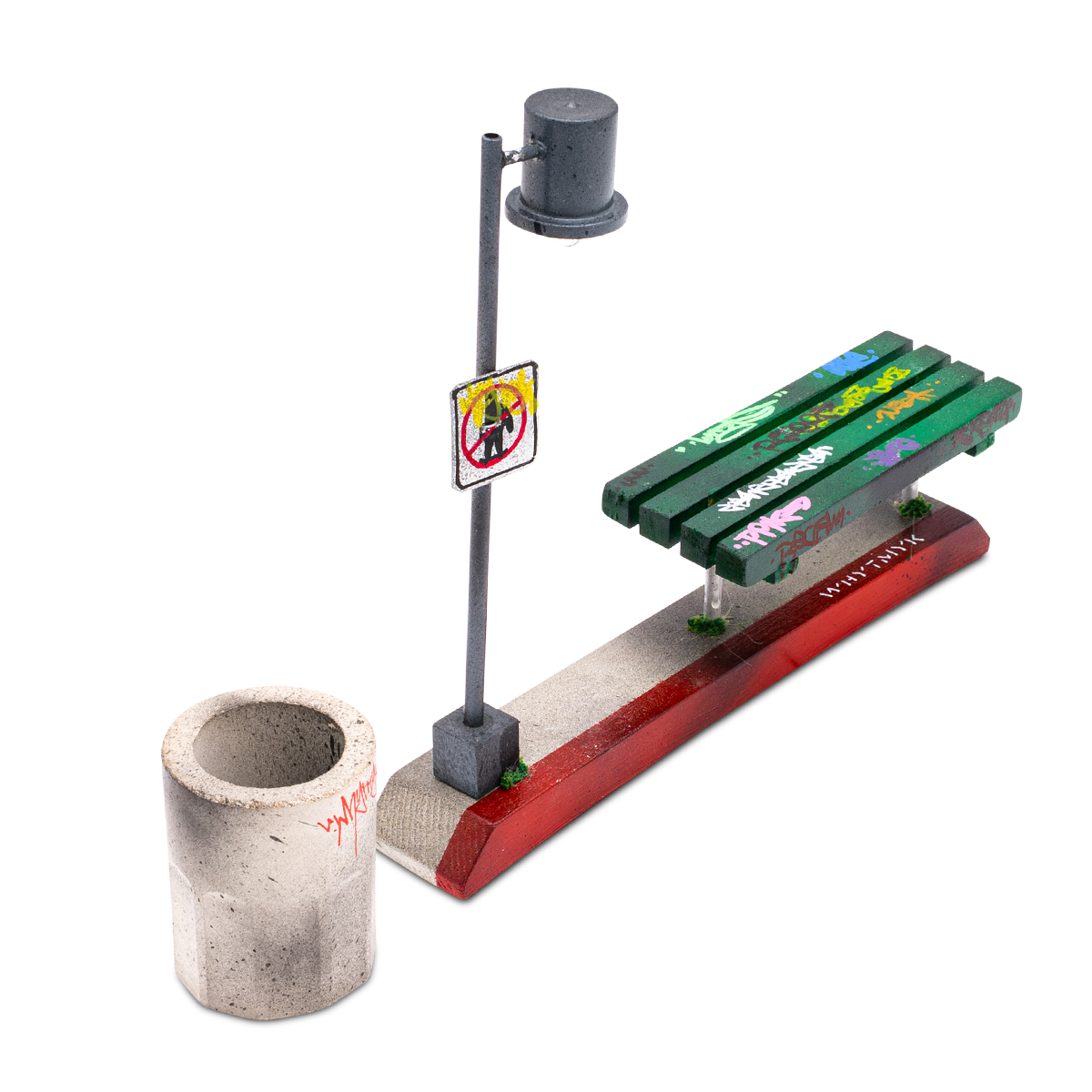 WhytMykConcrete Fingerboard Ramp - Bus Spot w/ Street Light and Trash Can