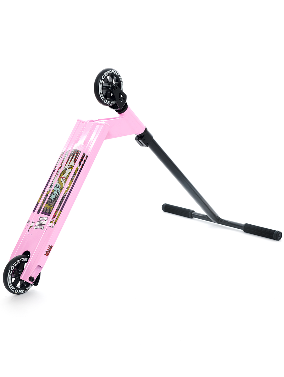 District Titus Pro Scooter