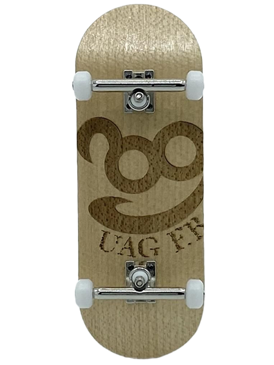UAG Fingerboard Complete - Deka Logo