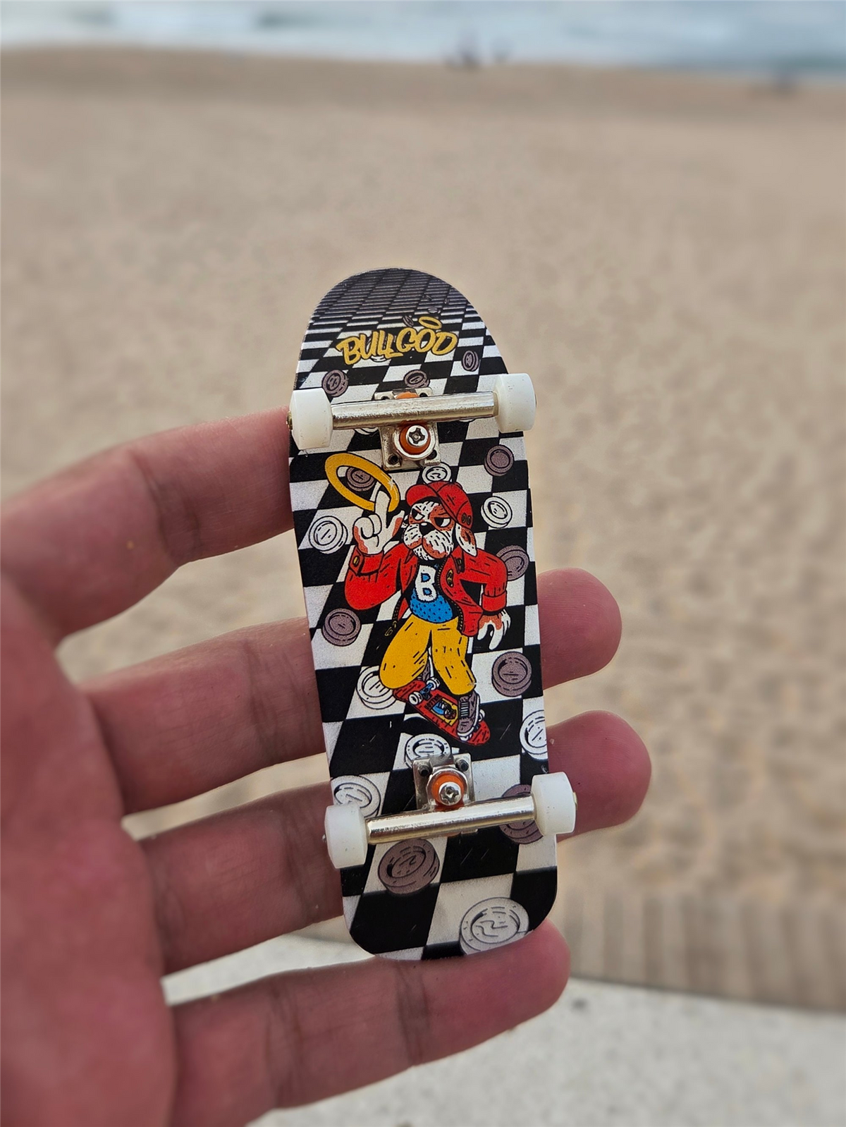 BullGod Old School Fingerboard Complete - Black Checkers