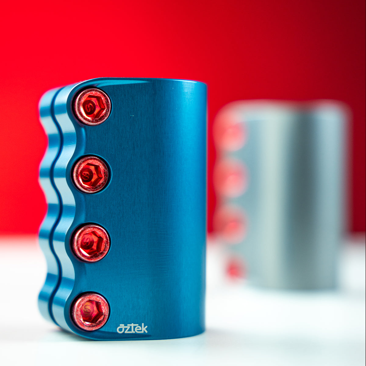 color:blue