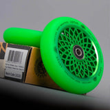 Color:Green