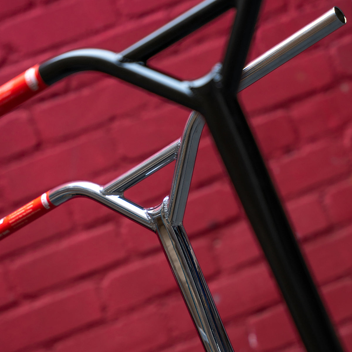 color:chrome