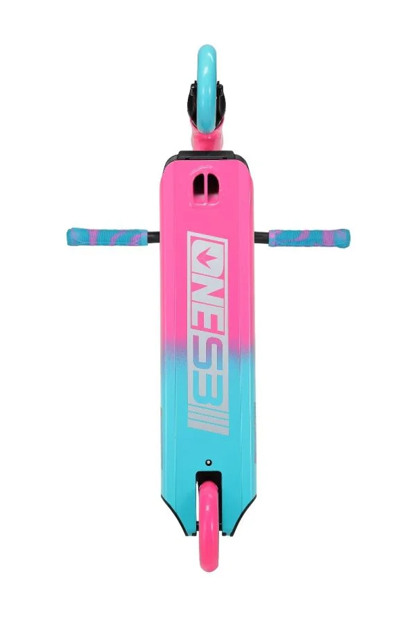 Color:Pink and Teal