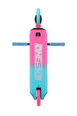 Color:Pink and Teal