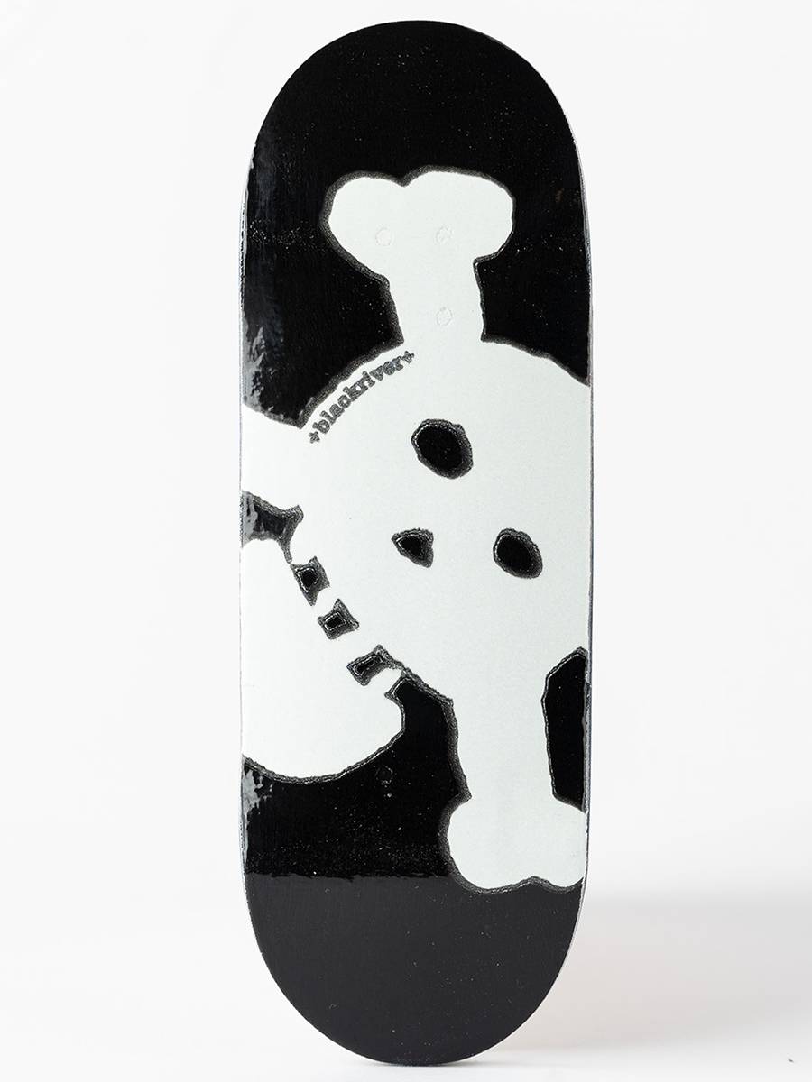 Blackriver 7 Ply Fingerboard Deck - GITD New Skull
