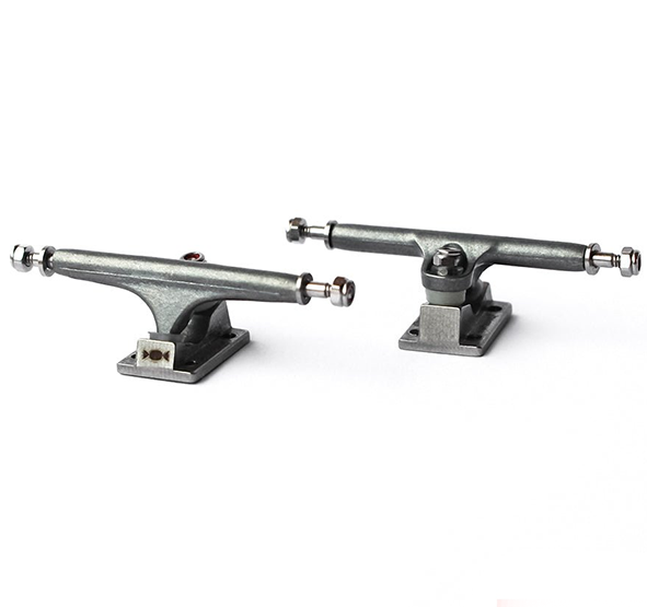 Caramel Fingerboard C4 Standard Trucks - 35mm