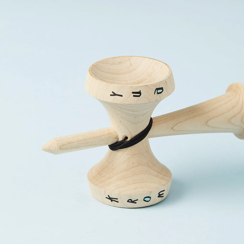 Krom Yua Firma Kendama