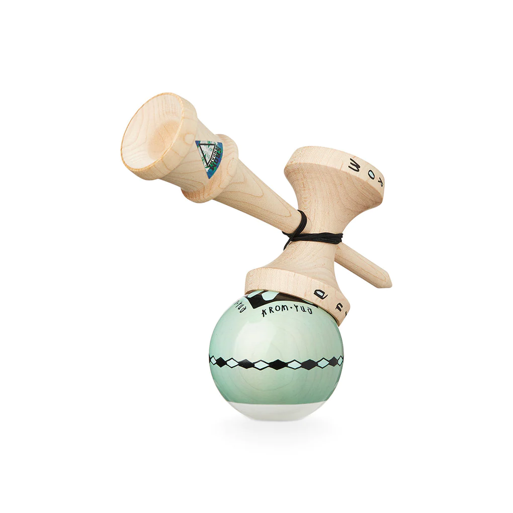 Krom Yua Firma Kendama