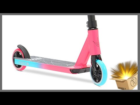 Color:Pink and Teal