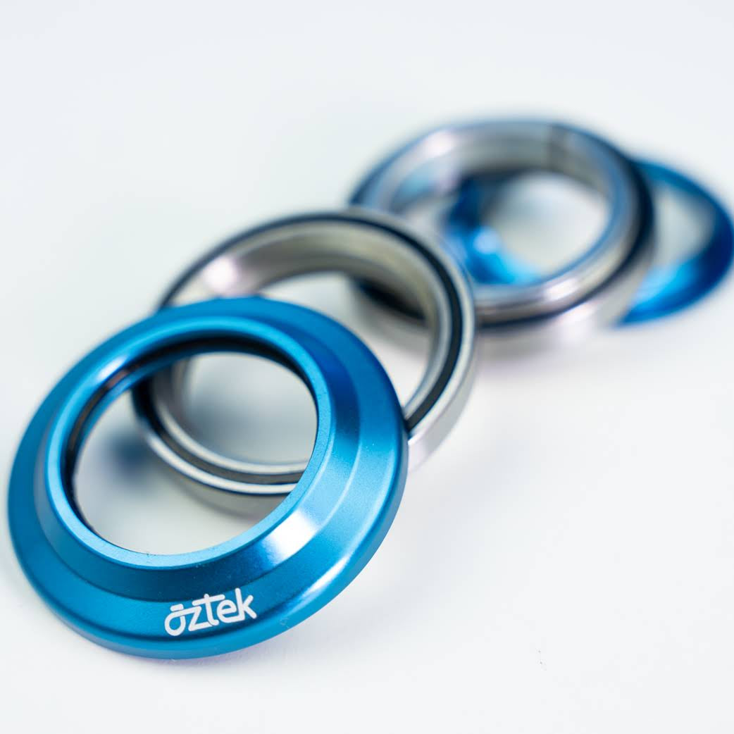 color:Blue