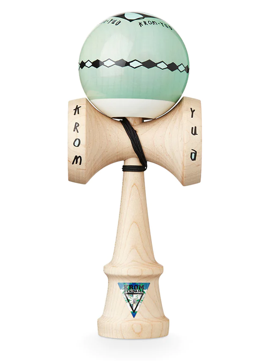 Krom Yua Firma Kendama