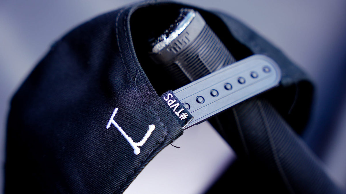 Gorra snapback inglesa antigua de TV